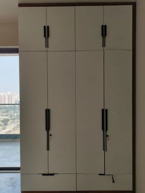 Furnished Amenities in 2 BHK Apartment at M3M Heights, Sector 65 – for Rent