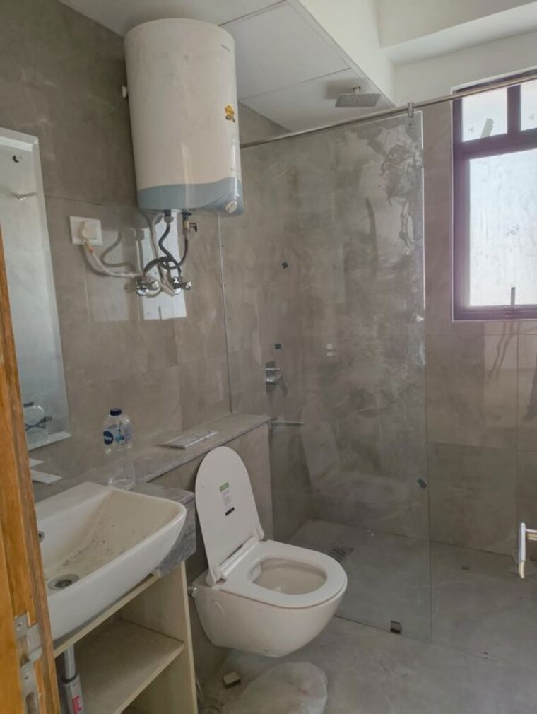 Bathroom, m3m-heights 2 Bedroom 1261 Sq.Ft. Apartment In Sector 65 Gurgaon 10206287
