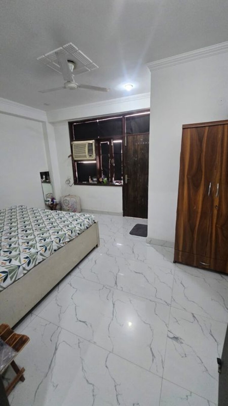 Kitchen, freedom fighters enclave 1 Bedroom 350 Sq.Ft. Apartment In Freedom Fighters Enclave Delhi 10206282