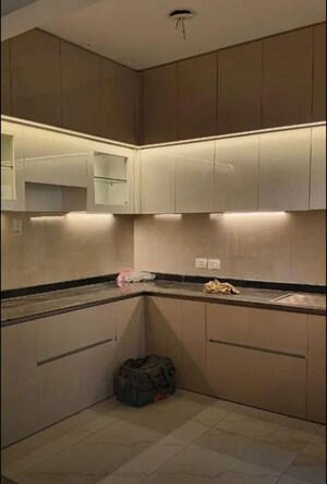 Kitchen in 3 BHK Apartment at Omaxe R2, Gomti Nagar – for Rent