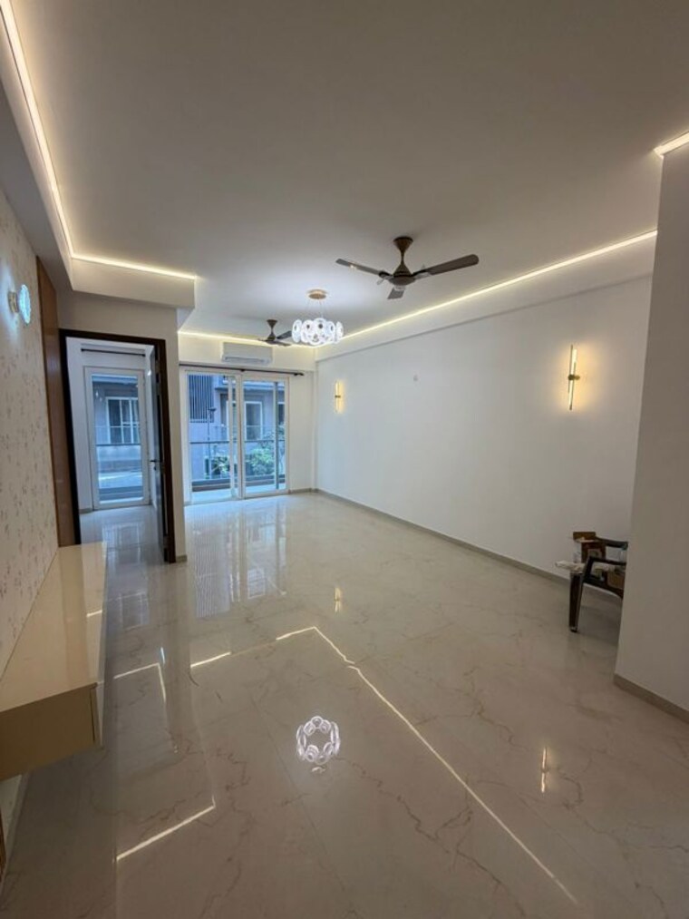 Room, smart-world-orchard 3 Bedroom 1680 Sq.Ft. Apartment In Sector 61 Gurgaon 10206294
