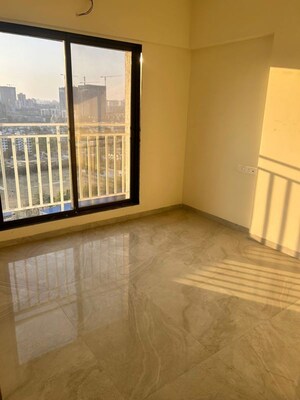 Room in 1 BHK Apartment at Shraddha Pinnacle, Vikhroli East – for Rent