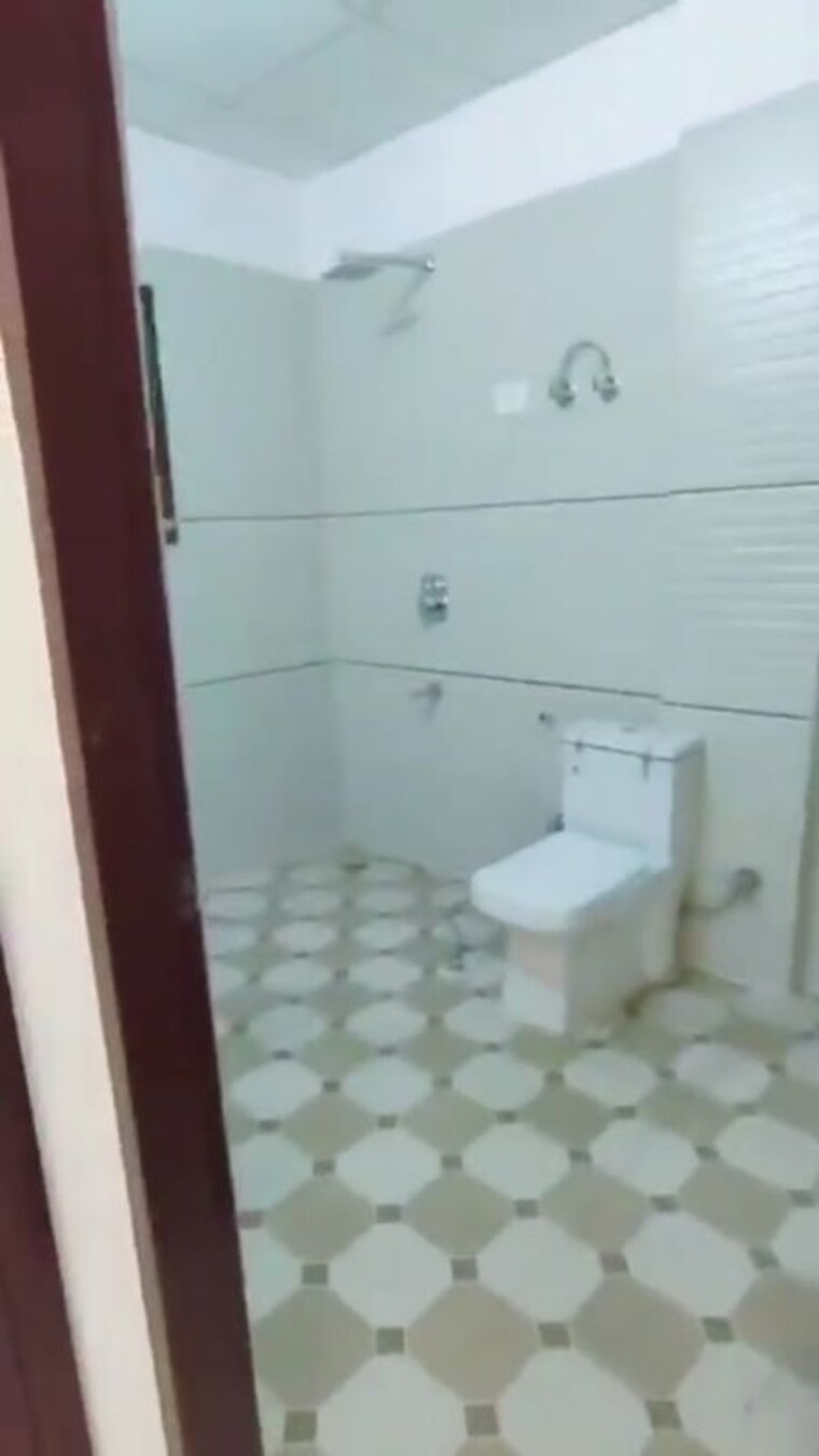 Attached Bathroom, sector 10 greater noida 4 Bedroom 2300 Sq.Ft. Villa In Sector 10 Greater Noida Greater Noida 10206337