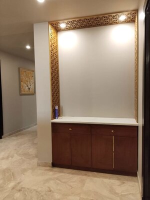 Room in 4 BHK Builder Floor at Sushant Lok I – for Sale
