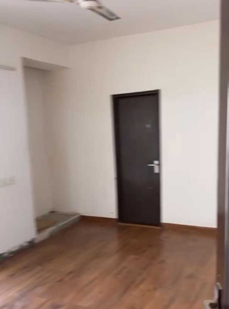 Room, nimbus-express-park-view 3 Bedroom 1511 Sq.Ft. Apartment In Chi V Greater Noida Greater Noida 10206331