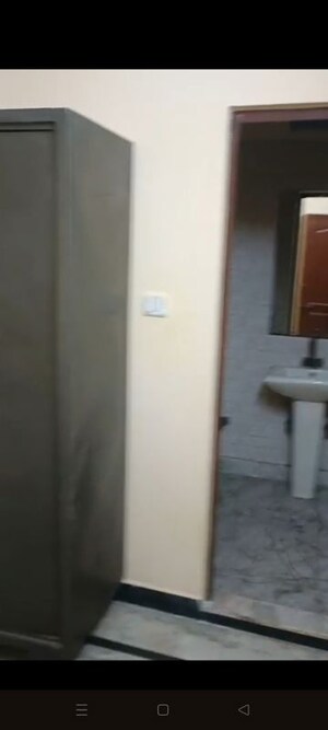 2 BHK Builder Floor For Rent in RWA Apartments Sector 52, Sector 52