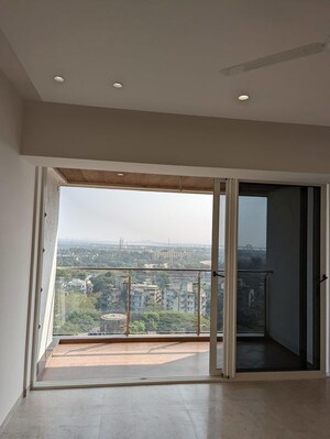 Room in 3 BHK Apartment at Sunshine Infinity, Wadala – for Rent