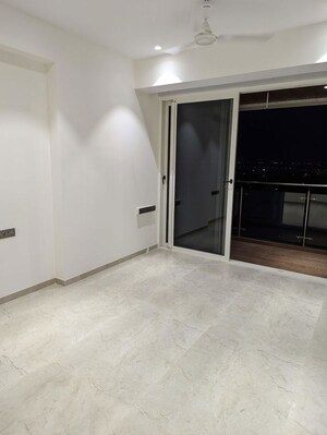 Room in 3 BHK Apartment at Sunshine Infinity, Wadala – for Rent