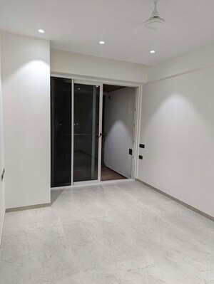 Room in 3 BHK Apartment at Sunshine Infinity, Wadala – for Rent