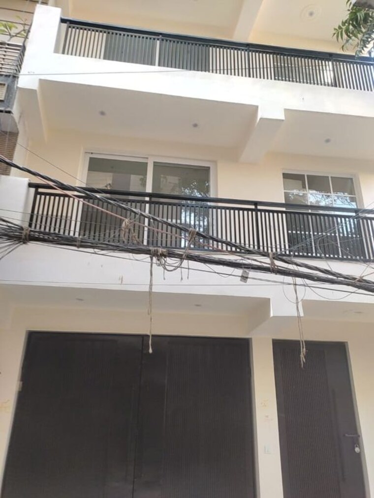 Exterior View, dwarka mor Commercial Office Space 1500 Sq.Ft. In Dwarka Mor Delhi 10206416