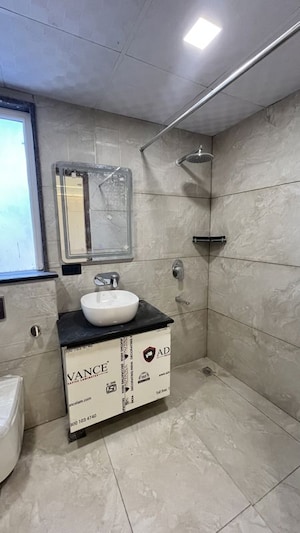 Kitchen in 3 BHK Builder Floor at Sector 43 – for Rent