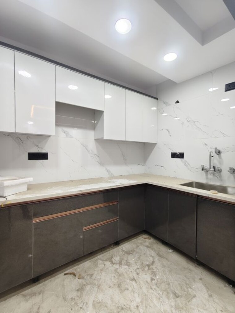 Kitchen, govindpuri 3 Bedroom 900 Sq.Ft. Builder Floor In Govindpuri Delhi 10206400