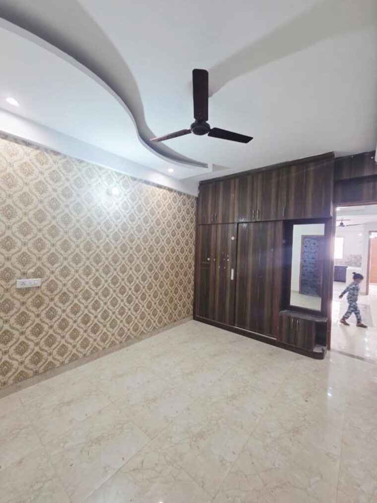 Bathroom, dhakoli 3 Bedroom 150 Sq.Yd. Apartment In Dhakoli Zirakpur 10206444