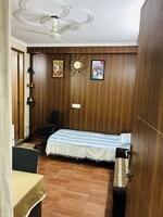 1 Rk  800 Sq.Ft. Apartment in Chattarpur