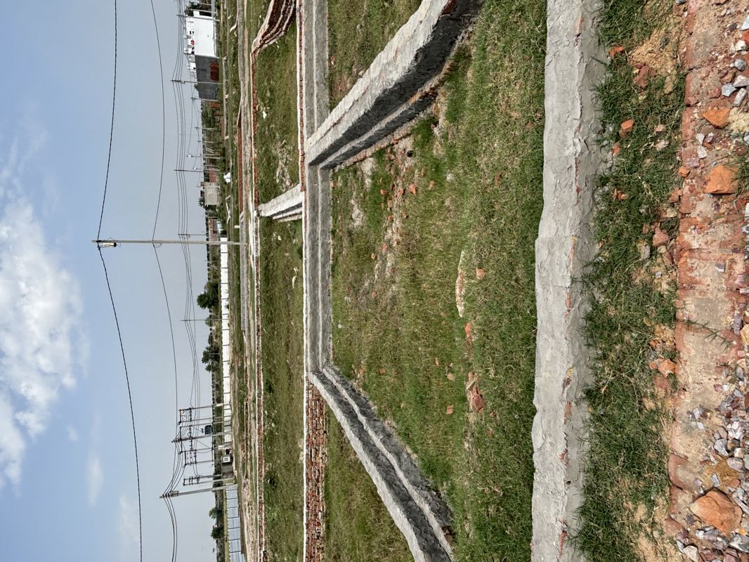 Plot For Sale in Iradatpur Urf Rajatpur