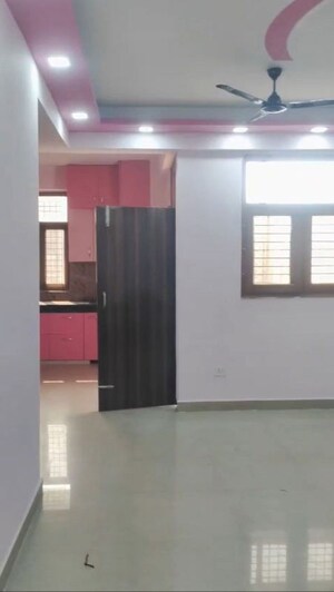 Room in 2 BHK Apartment at Shre Banke Bihari, Raj Nagar Extension – for Rent