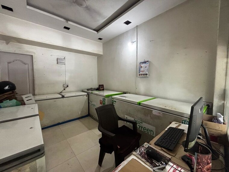 Team Area, naiknavare-imperial-residence Commercial Shop 225 Sq.Ft. In Kalyani Nagar Pune 10206481