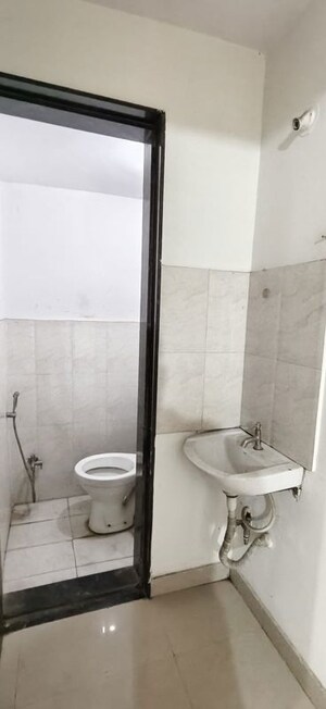 Bathroom in 1 BHK Apartment at Wadgaon Sheri – for Rent