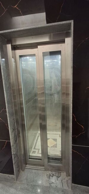 Bathroom in 2 BHK Builder Floor at Subhash Nagar – for Rent