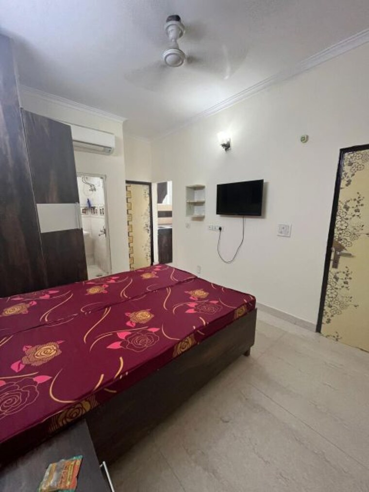 Bedroom, sector 44 1 RK 480 Sq.Ft. Builder Floor In Sector 44 Gurgaon 10206501