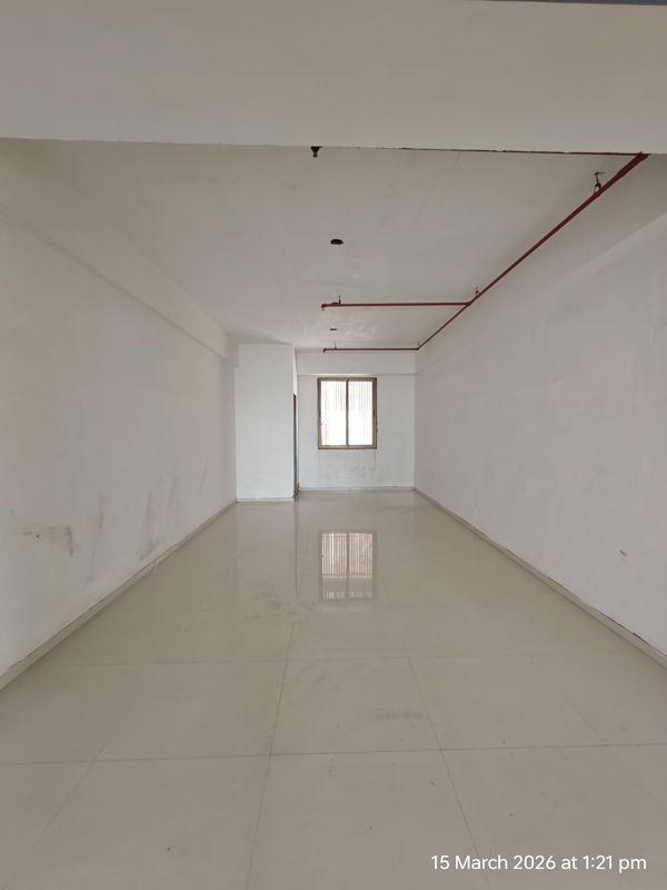 Office Space For Rent in Adajan