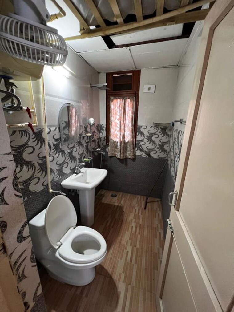 Attached Bathroom, panchkula urban estate 2 Bedroom 1080 Sq.Ft. Apartment In Panchkula Urban Estate Panchkula 10206514
