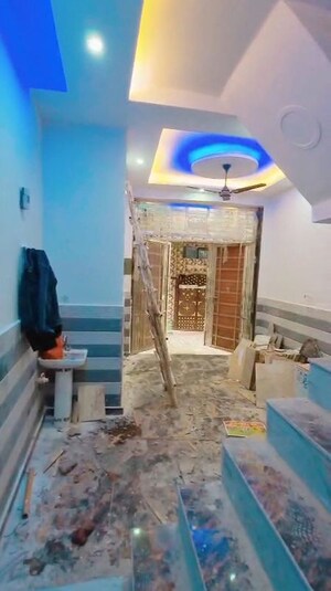 Parking in 3 BHK Villa at Kailash Puram, Sadarpur – for Sale