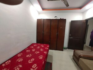 Furnished Amenities in 3 BHK Apartment at Aarey Colony – for Rent