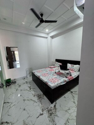 Bedroom in 1.5 BHK Builder Floor at Ansal Plaza Sector-23, Sector 23 – for Rent