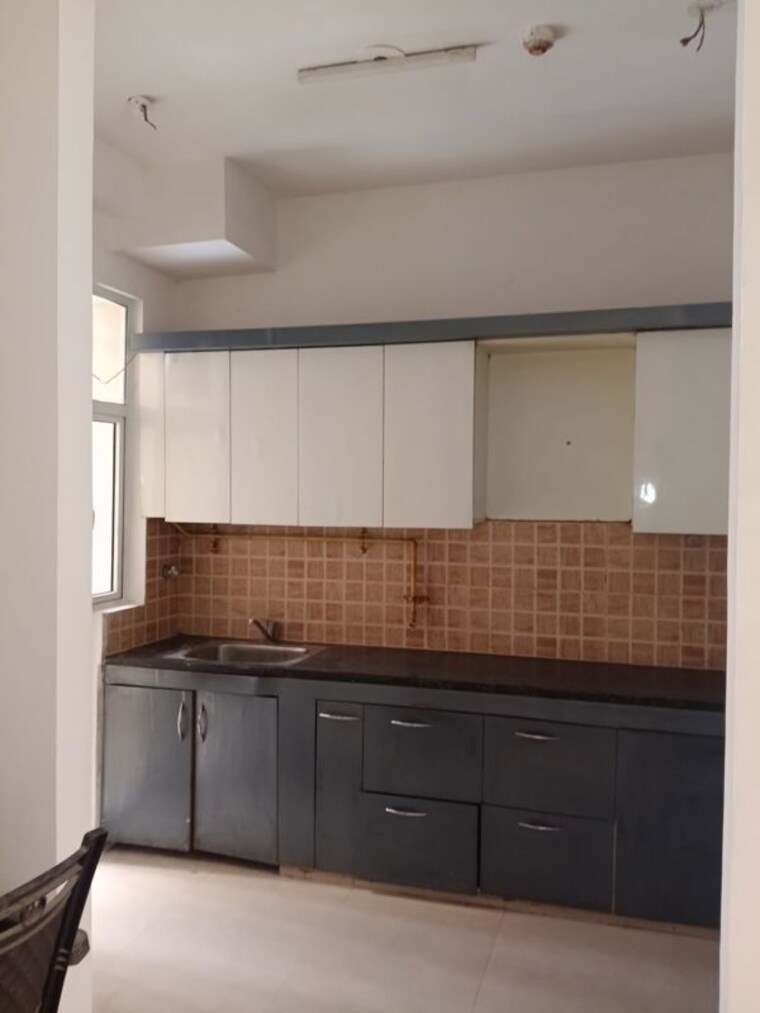 Kitchen, mahagun-mywoods-ii 2 Bedroom 1100 Sq.Ft. Apartment In Sector 16c Greater Noida Greater Noida 10206546