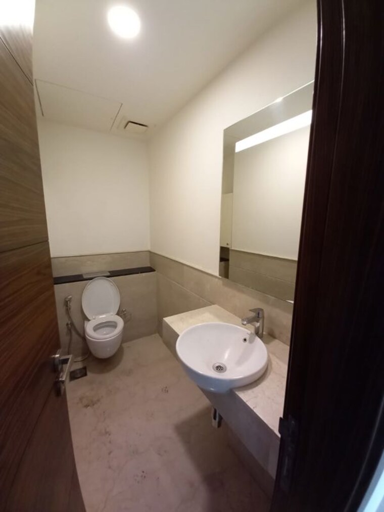 Bathroom, m3m-golf-estate-fairway-west 3.5 Bedroom 2950 Sq.Ft. Apartment In Sector 65 Gurgaon 10206471