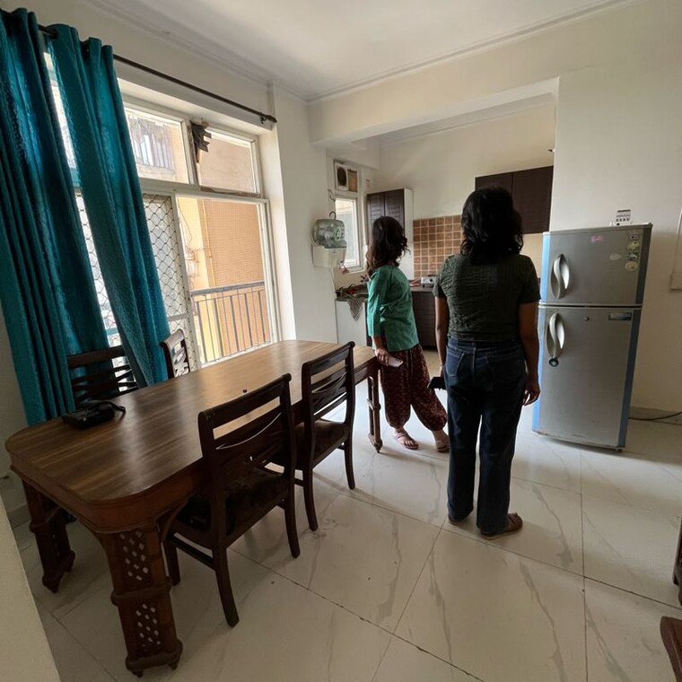 Gym, amrapali-zodiac 2.5 Bedroom 1075 Sq.Ft. Apartment In Sector 120 Noida 10206569