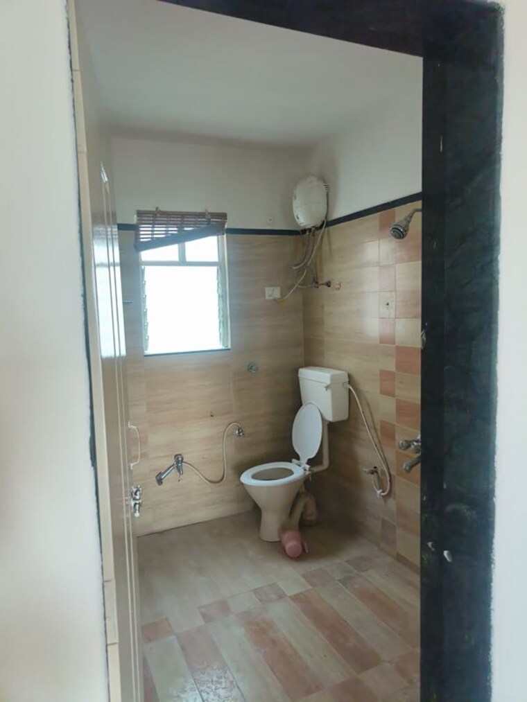 Bathroom, pimple saudagar 2 Bedroom 1050 Sq.Ft. Apartment In Pimple Saudagar Pune 10206587