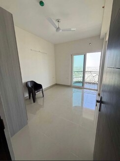 2.5 BHK + Study Room Builder Floor For Rent in CRC Sublimis