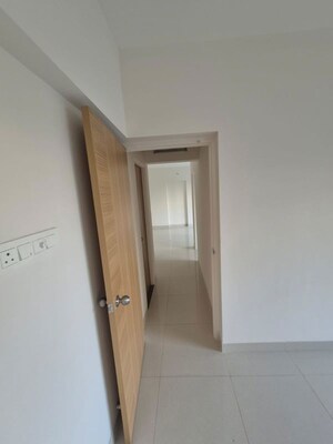 Room in 2 BHK Apartment at Kumar Palaash A, Wadgaon Sheri – for Rent