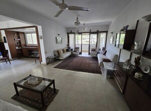 Living Room in 3 BHK Apartment at Ananta Apartment, Cumbala Hill – for Sale