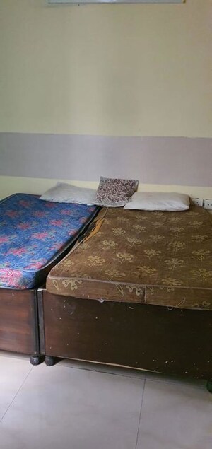 Bedroom in 2 BHK Apartment at Rajhans Apartments, Indrapuram – for Rent