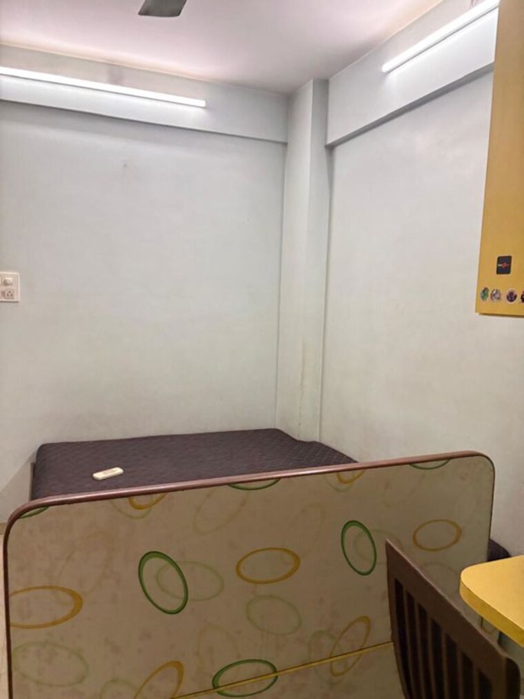 Bedroom, ghp-neptune-suncity 2 Bedroom 850 Sq.Ft. Apartment In Vikhroli West Mumbai 10206619