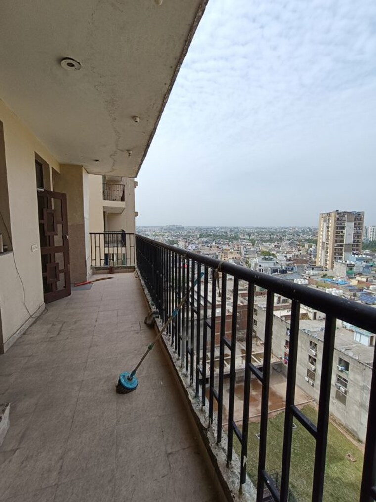 Balcony, bcl-chinar-homes 3 Bedroom 2170 Sq.Ft. Apartment In Dhakoli Zirakpur 10206642
