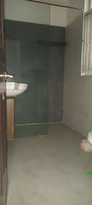 Bathroom in 3.5 BHK Apartment at Ramprastha Pearl Court, Vaishali Sector 7 – for Sale