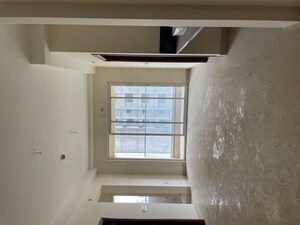 Room in 3 BHK Apartment at Aurobindo The Regent, Kondapur – for Sale