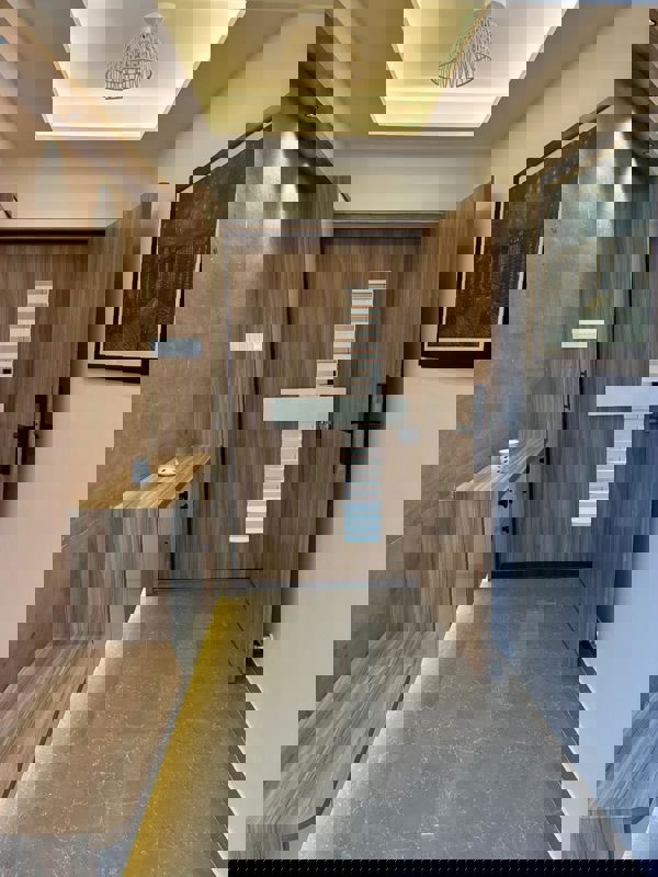 3 BHK + Servant Room 1600 Sq.Ft. Apartment in Sun Empire