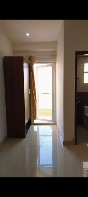 Building Lobby in 2 BHK Builder Floor at South City 1 – for Rent