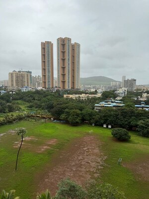 2.5 BHK Apartment – Exterior View View at Oberoi Realty Woods, Goregaon East - for Rent