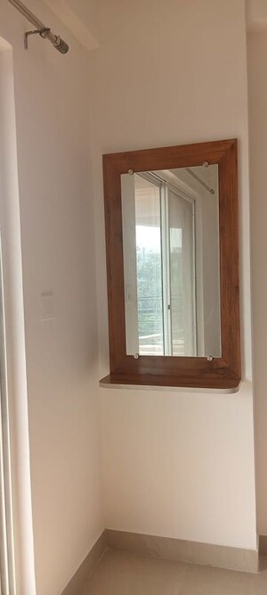 Room in 2 BHK Apartment at Hebron Towers, Battarahalli – for Rent