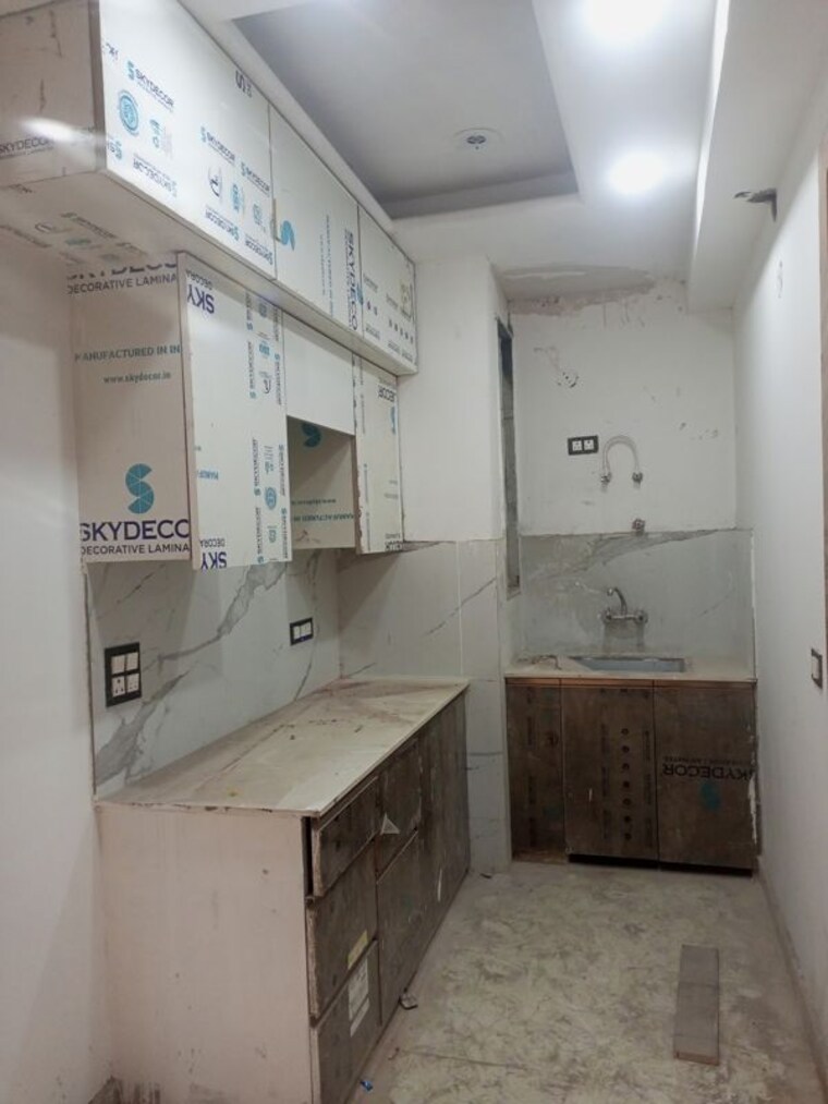 Kitchen, sector 73 3 Bedroom 1350 Sq.Ft. Builder Floor In Sector 73 Noida 10206794