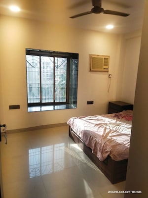 Bedroom in 2 BHK Apartment at Shantivan CHS Andheri, Andheri West – for Rent