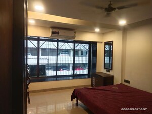 Bedroom in 2 BHK Apartment at Shantivan CHS Andheri, Andheri West – for Rent
