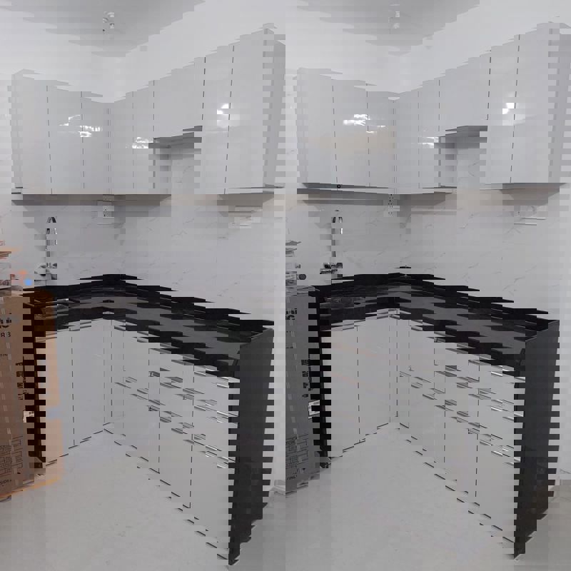 1 Rk  275 Sq.Ft. Apartment in Mayfair The View