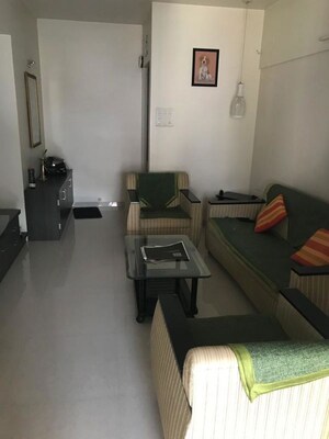 2 BHK Apartment For Rent in Shubham Apartments Warje, Warje